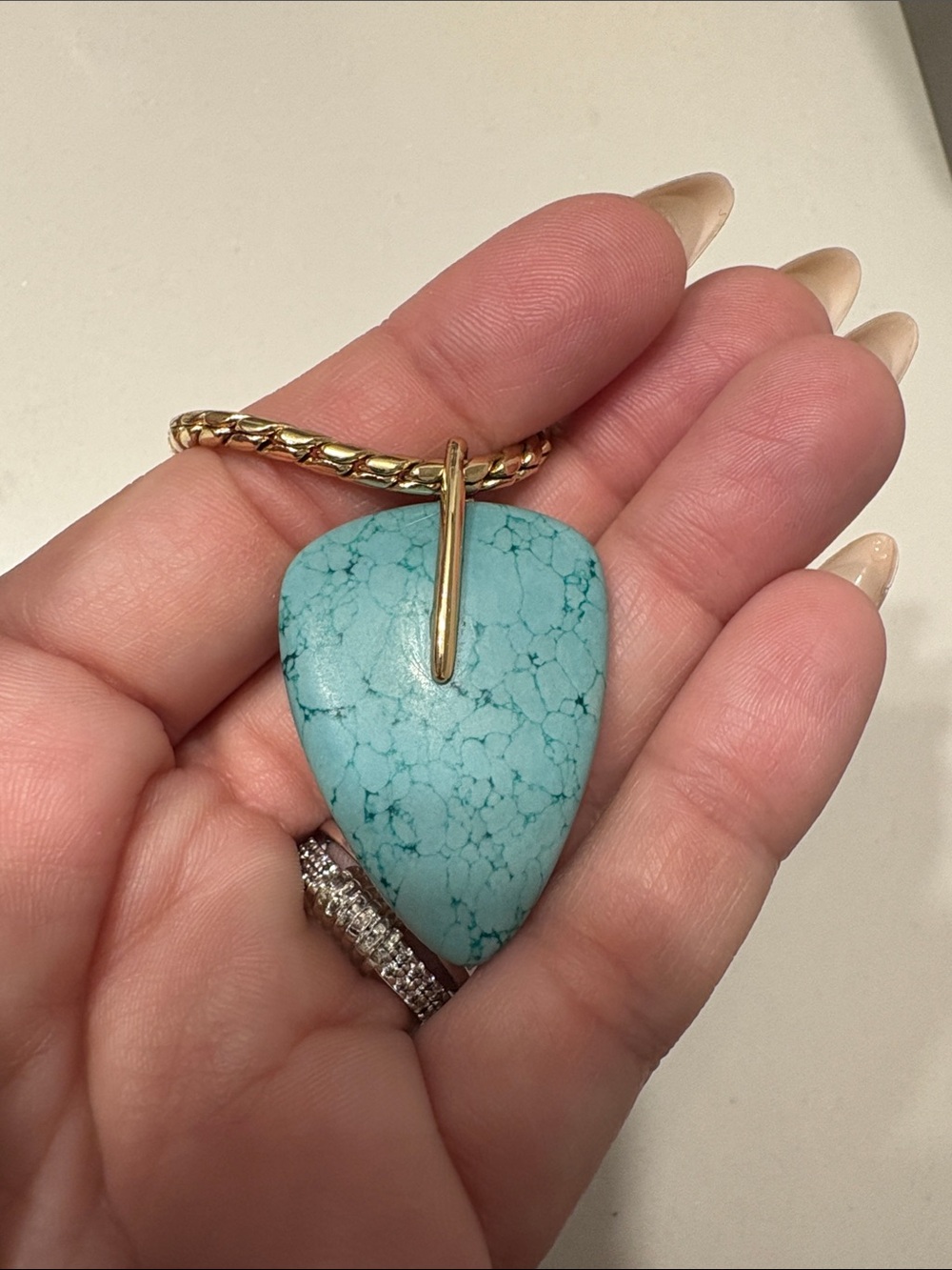 Ettika Turquoise Solstice Pendant Choker Necklace in Gold - Picture 5 of 8